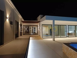 Moradia T4 - N�o Definido, N�o Definido, N�o Definido - Miniatura: 12/24