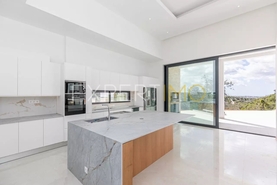 Moradia T4 - N�o Definido, N�o Definido, N�o Definido - Miniatura: 15/24