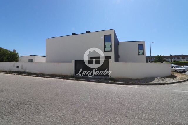 Moradia T5 - Esmoriz, Ovar, Aveiro - Imagem grande