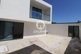 Moradia T5 - Esmoriz, Ovar, Aveiro - Miniatura: 8/25