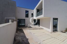 Moradia T5 - Esmoriz, Ovar, Aveiro - Miniatura: 9/25