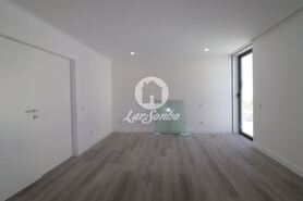 Moradia T5 - Esmoriz, Ovar, Aveiro - Miniatura: 17/25