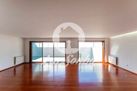 Moradia T5 - Espinho, Espinho, Aveiro - Miniatura: 17/20