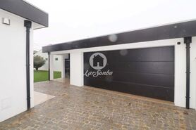 Moradia T4 - Esmoriz, Ovar, Aveiro - Miniatura: 2/39