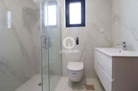 Moradia T4 - Esmoriz, Ovar, Aveiro - Miniatura: 25/39