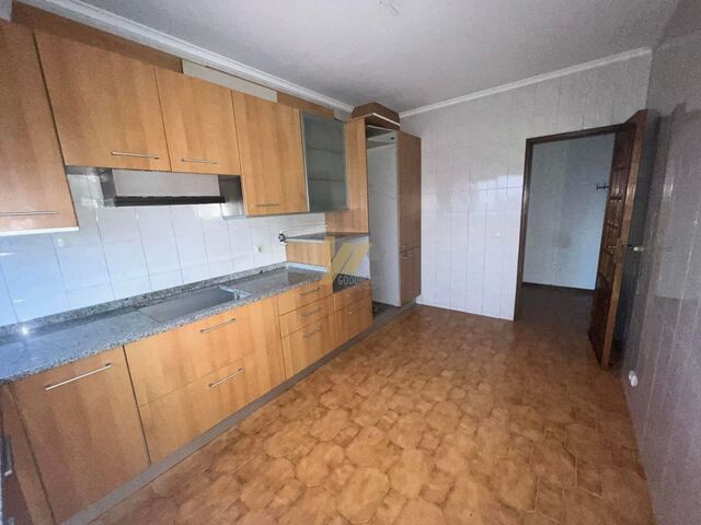 Apartamento T4 - Lourosa, Santa Maria da Feira, Aveiro - Imagem grande