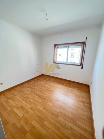 Apartamento T2 - Oliveira de Azemeis, Oliveira de Azeméis, Aveiro - Imagem grande