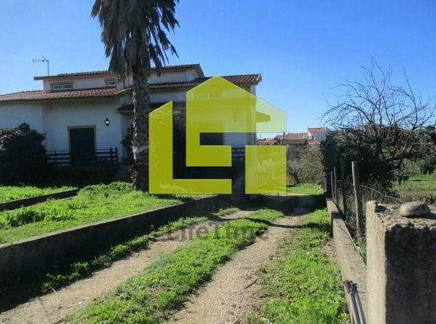 Moradia T3 - Montes da Senhora, Proen�a-a-Nova, Castelo Branco - Imagem grande