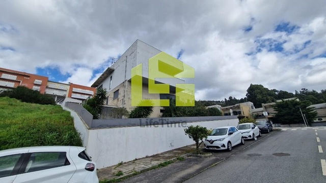 Moradia T3 - Louredo, Paredes, Porto - Imagem grande