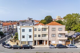 Garagem - Cedofeita, Porto, Porto - Miniatura: 1/10