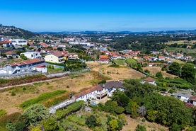 Moradia T5 - S�o Tom� Negrelos, Santo Tirso, Porto - Miniatura: 69/74