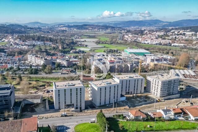 Outros T3 - Urgezes, Guimar�es, Braga - Imagem grande