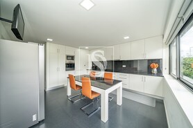 Apartamento T3 - Barcelinhos, Barcelos, Braga - Miniatura: 24/52
