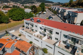 Moradia T3 - Caldas de Vizela, Vizela, Braga - Miniatura: 1/27