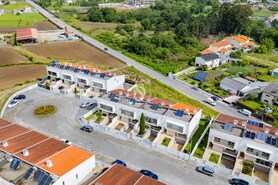 Moradia T4 - Gamil, Barcelos, Braga - Miniatura: 64/72