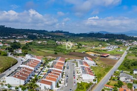 Moradia T4 - Gamil, Barcelos, Braga - Miniatura: 65/72