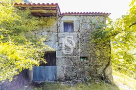 Moradia T2 - Carvalheira, Terras de Bouro, Braga - Miniatura: 4/25