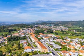 Moradia T3 - Ponte, Guimar�es, Braga - Miniatura: 42/44