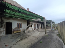 Moradia T4 - Agu�adoura, P�voa de Varzim, Porto