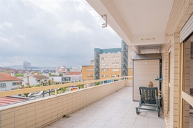 Apartamento T4 - Arcozelo, Barcelos, Braga - Miniatura: 33/34