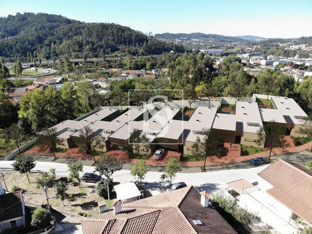 Moradia T4 - Celeiros, Braga, Braga - Imagem grande