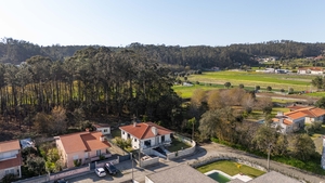 Moradia - Palmeira de Faro, Esposende, Braga - Miniatura: 18/32