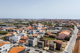 Moradia T3 - Agu�adoura, P�voa de Varzim, Porto - Miniatura: 2/45