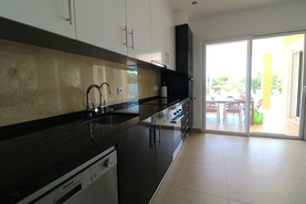 Moradia - Lagoa, Lagoa (Algarve), Faro (Algarve) - Miniatura: 25/50