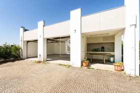 Moradia T4 - Santiago de Riba-Ul, Oliveira de Azemis, Aveiro - Miniatura: 28/30