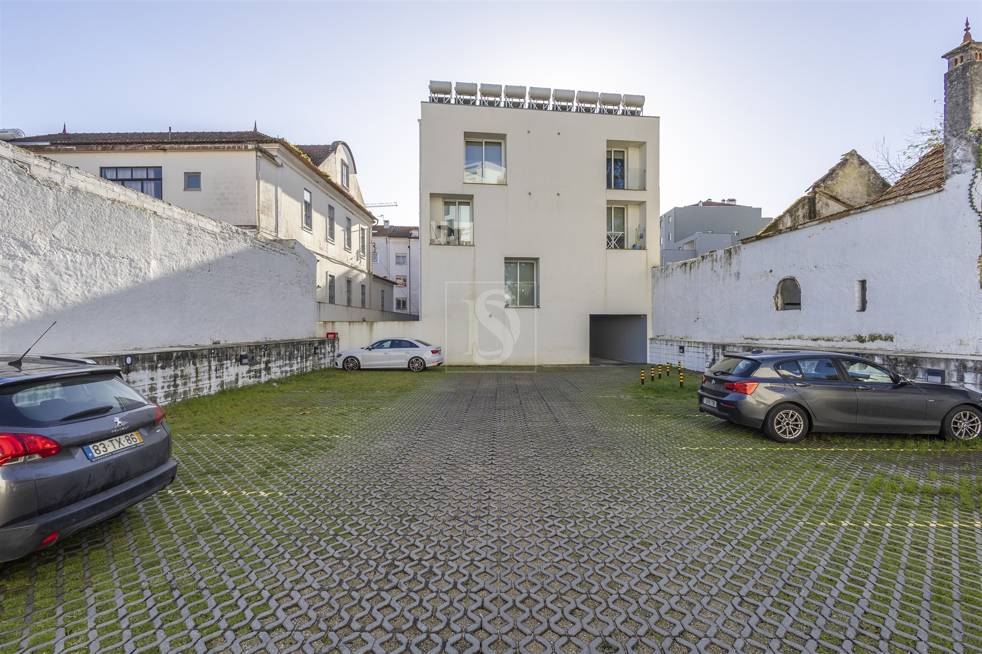 Apartamento T1 - Gl�ria, Aveiro, Aveiro - Miniatura: 20/27