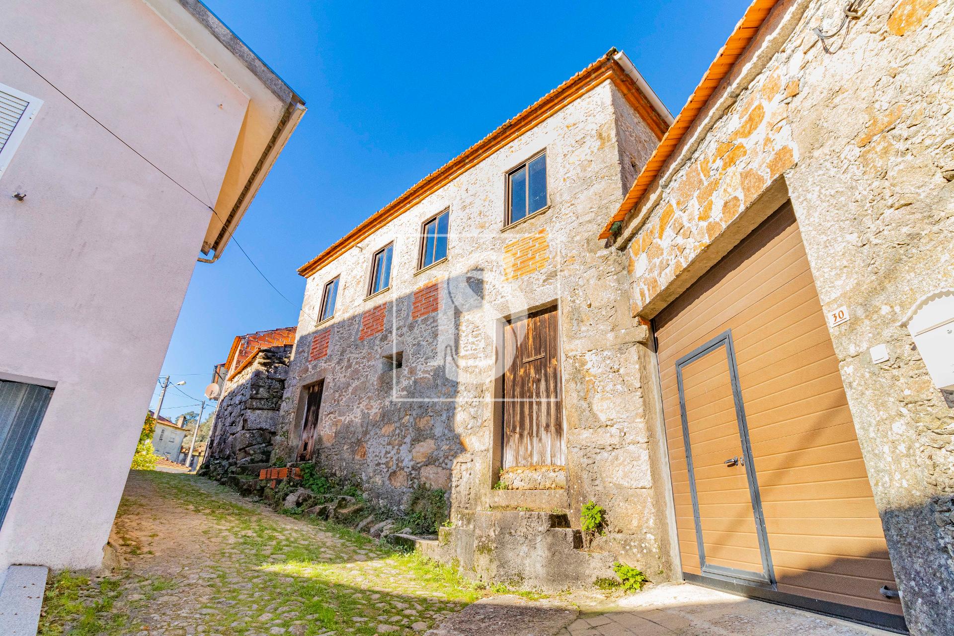 Moradia T4 - Reigoso, Oliveira de Frades, Viseu