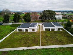 Moradia T4 - Oliveirinha, Aveiro, Aveiro - Miniatura: 55/56