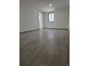 Apartamento T0 - Mira de Aire, Porto de M�s, Leiria - Miniatura: 2/9