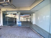 Loja - Marinha Grande, Marinha Grande, Leiria - Miniatura: 5/5