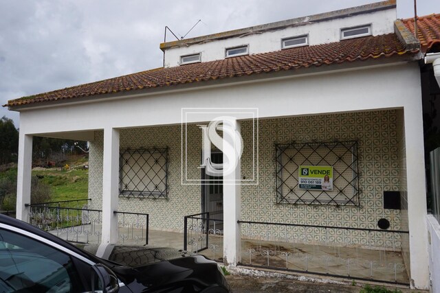 Moradia T3 - Santa Margarida da Coutada, Const�ncia, Santar�m - Imagem grande