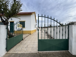 Moradia T3 - Longomel, Ponte de Sor, Portalegre - Miniatura: 52/57