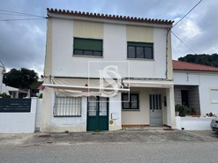 Moradia T3 - S�o Miguel do Rio Torto, Abrantes, Santar�m