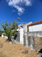 Armaz�m T0 - Alcanena, Alcanena, Santar�m - Miniatura: 1/5