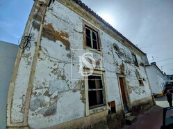 Moradia T4 - S�o Miguel do Rio Torto, Abrantes, Santar�m - Miniatura: 1/10