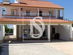 Moradia T4 - Abrantes, Abrantes, Santarém