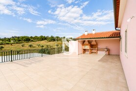Moradia T3 - S�o Pedro de Tomar, Tomar, Santar�m - Miniatura: 23/29