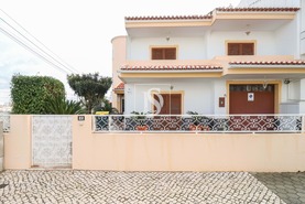 Moradia T5 - Portim�o, Portim�o, Faro (Algarve)