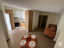 Moradia T1 - Lagoa, Lagoa (Algarve), Faro (Algarve) - Miniatura: 2/11