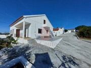 Moradia T3 - Alvorninha, Caldas da Rainha, Leiria - Miniatura: 1/9