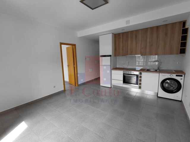 Apartamento T1 - Nossa Senhora do Pópulo, Caldas da Rainha, Leiria - Imagem grande