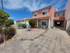 Moradia T4 - Nadadouro, Caldas da Rainha, Leiria