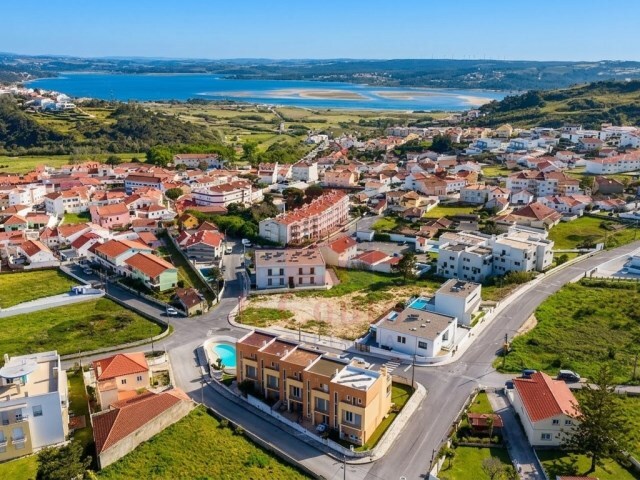 Moradia T3 - Foz do Arelho, Caldas da Rainha, Leiria - Imagem grande