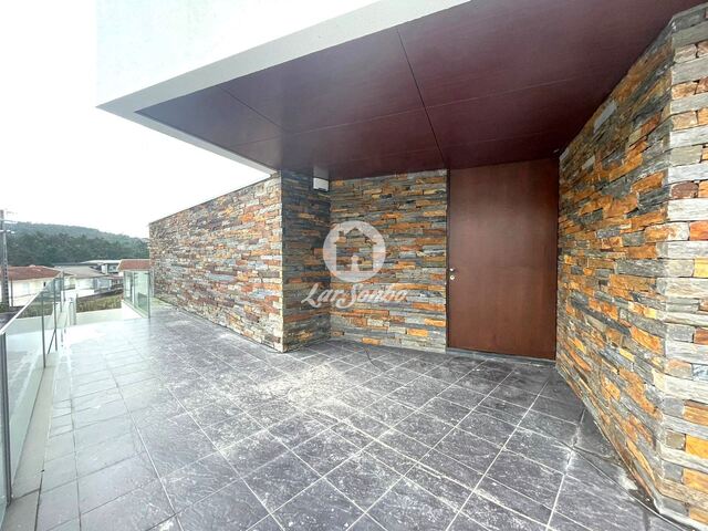 Moradia T4 - Abade de Neiva, Barcelos, Braga - Imagem grande