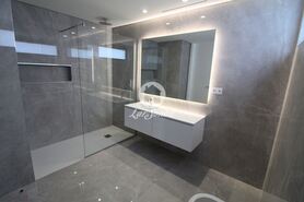 Moradia T3 - Abade de Neiva, Barcelos, Braga - Miniatura: 18/26