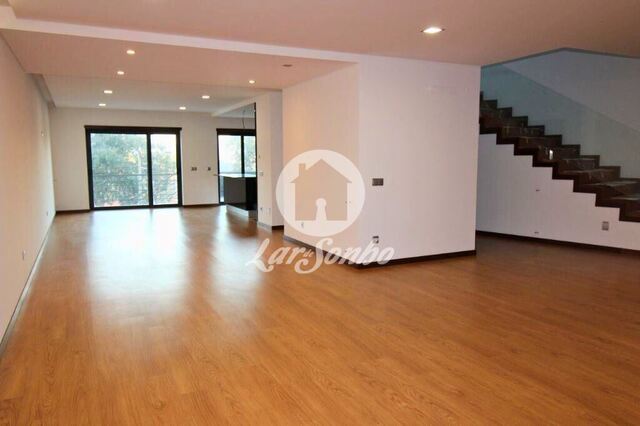 Moradia T4 - Abade de Neiva, Barcelos, Braga - Imagem grande